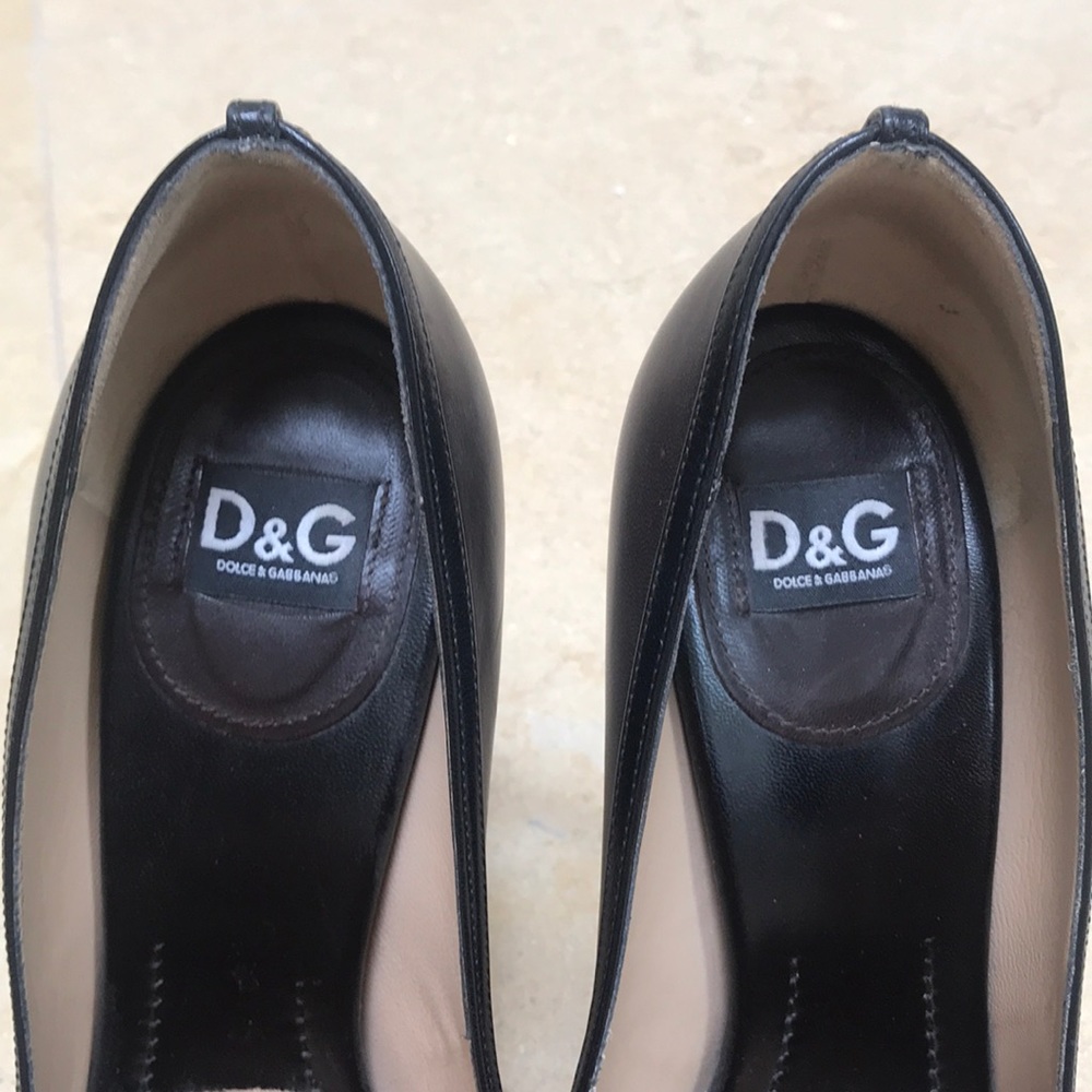 Shoes - Picture 5 of 5